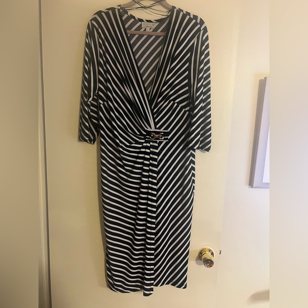 Signature by Robbie Bee Black and White Sheath Dress with Plunge Neckline